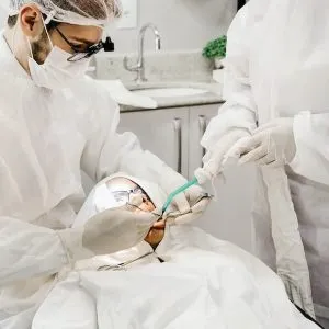 Odontolog&iacute;a conservadora en Terrassa - empastes plata amalgama mercurio 300x300