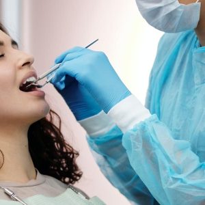 Periodoncia en Terrassa - que es un curetaje dental 300x300